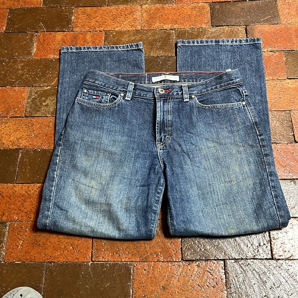 Tommy Hilfiger jeans Size 8 with 28.6 inseam 2267